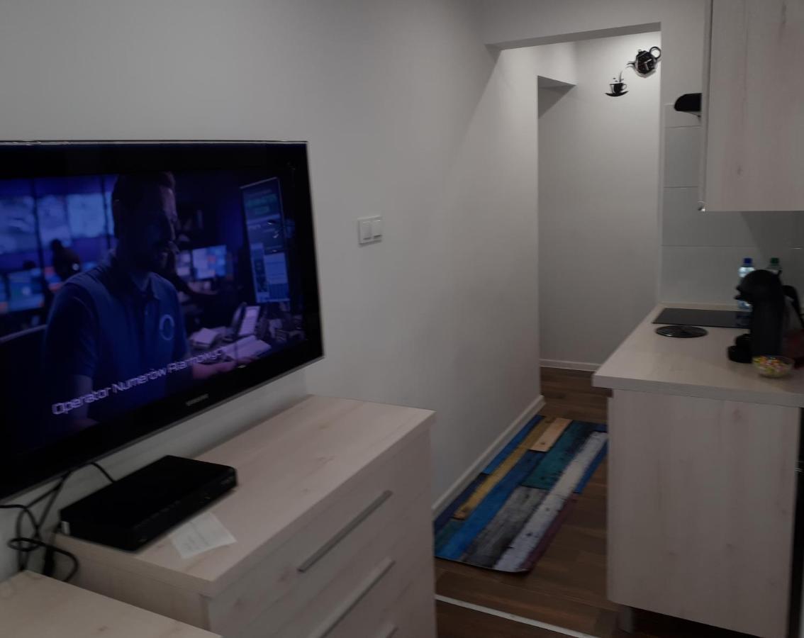 Apartamenty Centrum Mala Dwojeczka Blekitna Panoramiczna Balkonem Promenada 키엘체 외부 사진