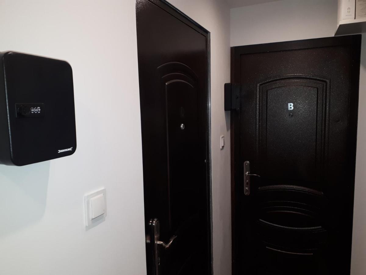 Apartamenty Centrum Mala Dwojeczka Blekitna Panoramiczna Balkonem Promenada 키엘체 외부 사진