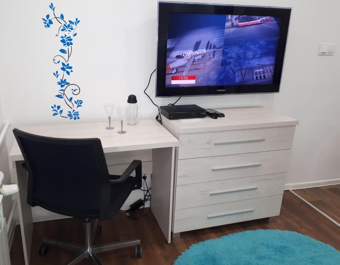 Apartamenty Centrum Mala Dwojeczka Blekitna Panoramiczna Balkonem Promenada 키엘체 외부 사진
